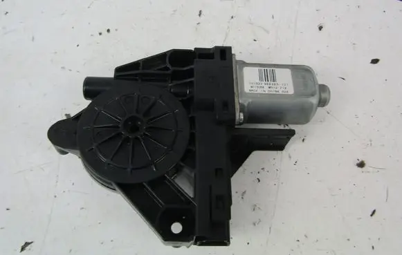 Volvo XC60 Rear door window regulator motor 