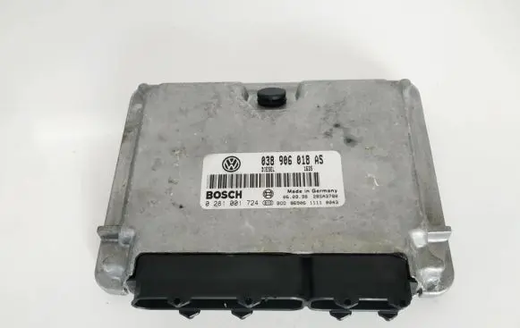 Volkswagen PASSAT B5 Engine control unit/module 038906018as 0281001724