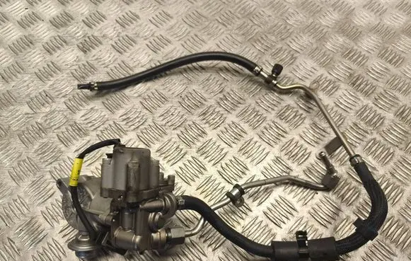 Mercedes-Benz E W212 Fuel injection high pressure pump A2711500420 A2710701801 0916700165100