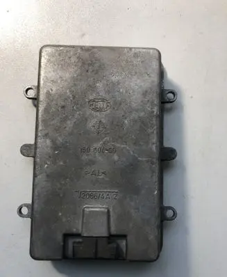 Mercedes-Benz E W210 Headlight/headlamp dust cover 15060400