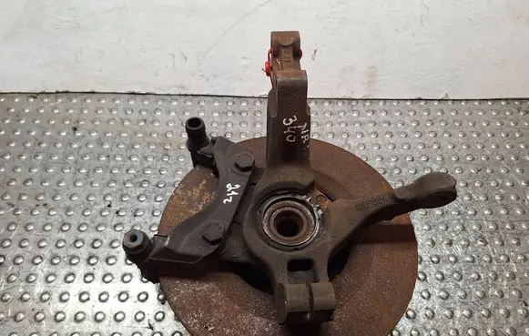 Front wheel hub spindle knuckle
