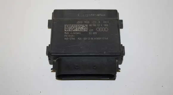 Audi Q7 4M Fuel injection pump control unit/module 4K0906121A