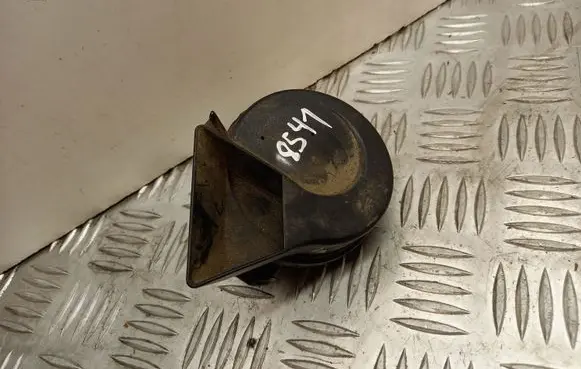 Audi A4 S4 B6 8E 8H Horn signal 8E0951221A