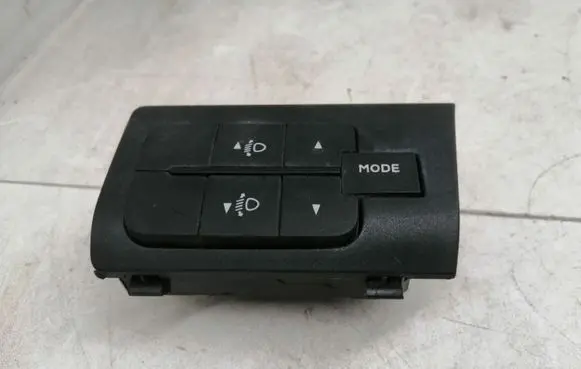 Citroen Jumper Light switch 7355331110 B569