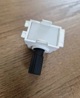 Nissan Leaf I (ZE0) Front seat light