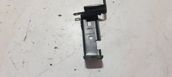 Volvo XC40 Fender mounting bracket 31469375 20W49