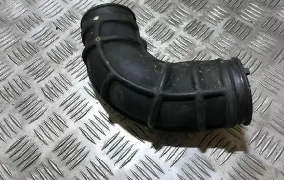 Opel Vectra B Air intake hose/pipe 90572051sl 90572051