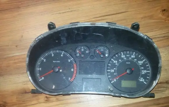 Seat Ibiza II (6k) Speedometer (instrument cluster) 110008924 w06k0920950