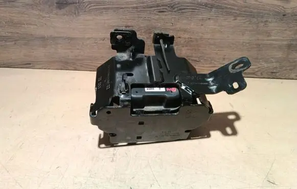 Peugeot 208 II Alarm system siren 9839315880