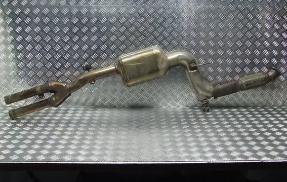Maserati Quattroporte Rear muffler/silencer tail pipe 