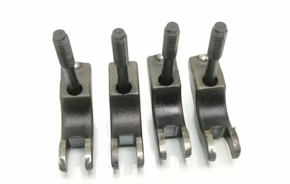 Opel Astra J Fuel Injector clamp holder