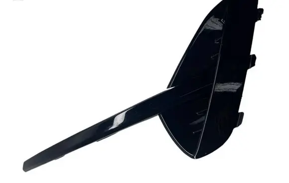 Rear bumper corner part panel trim