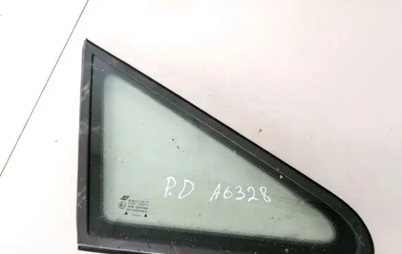 Citroen C8 Front door vent window glass four-door 