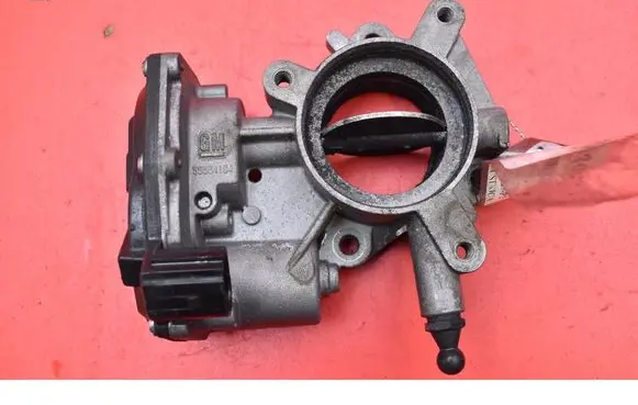 Opel Insignia A Throttle body valve 55564164