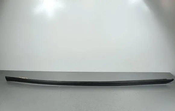 Honda CR-V Windshield trim 