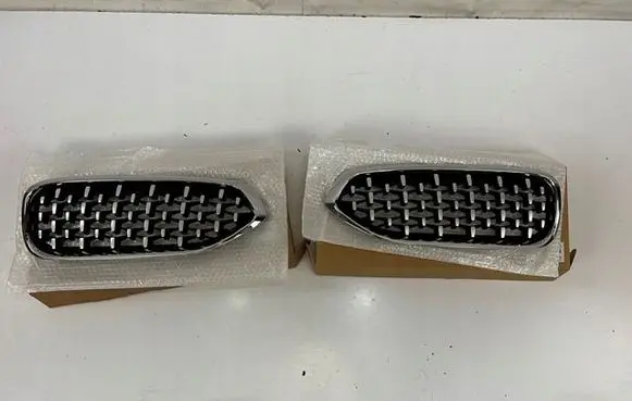 BMW Z4 g29 Front bumper upper radiator grill 51138091295