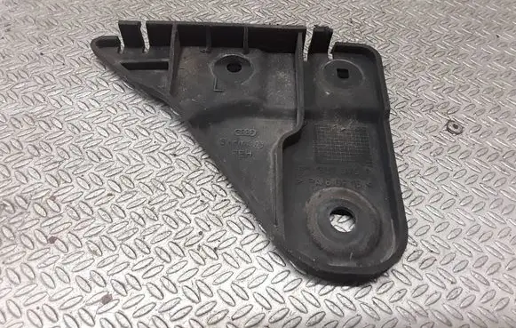 Audi A2 Rear bumper mounting bracket 8Z0807375B