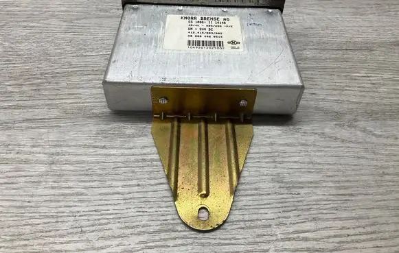 Mercedes-Benz Vario ABS control unit/module 0004460514