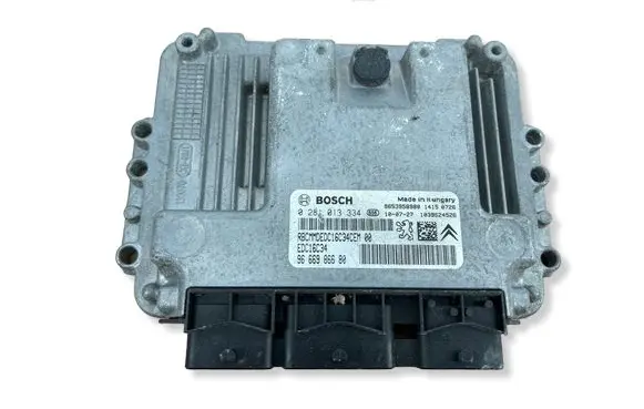 Peugeot 3008 II Engine control unit/module 9666986680 0281013334 9653958980