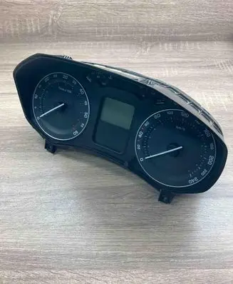 Skoda Octavia Mk2 (1Z) Speedometer (instrument cluster) 1Z0920812D V1610056