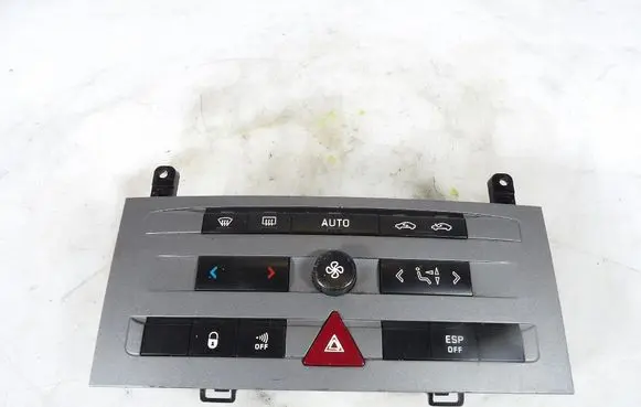 Peugeot 407 Climate control unit 96573326YW03