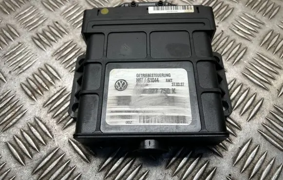 Volkswagen Transporter - Caravelle T5 Gearbox control unit/module 09K927750K
