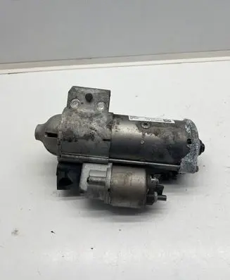 BMW 5 G30 G31 Starter motor 8588898 RSW22A11 17B33500757