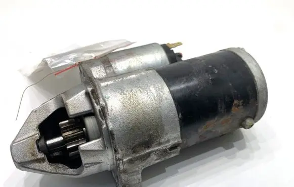 Mitsubishi Outlander Starter motor M000T38971