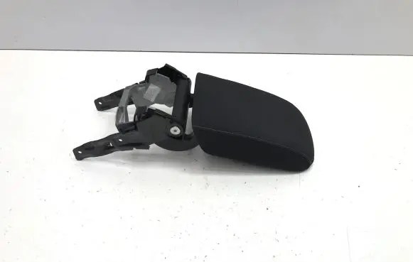 Volkswagen Golf VII Armrest 5727006