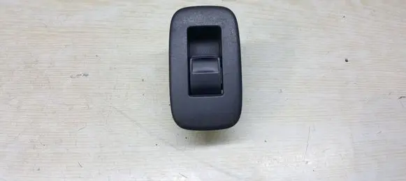 Toyota Auris 150 Electric window control switch