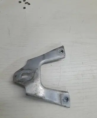 Mercedes-Benz C W205 Radiator mount bracket A2056204000 06171B02