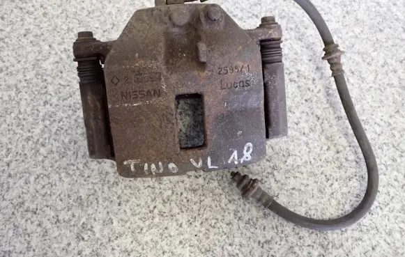 Nissan Almera Tino Front brake caliper