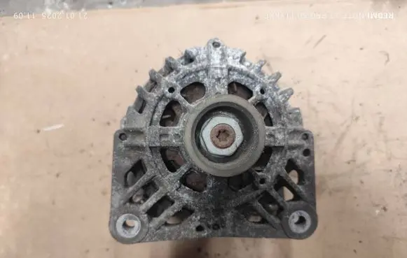Renault Laguna II Generator/alternator 8200153710 2542639A SG9B053