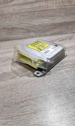 Toyota Prius (XW20) Airbag control unit/module 8917047390 1523006951