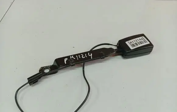 Skoda Fabia Mk2 (5J) Front seatbelt buckle 5J0858471A