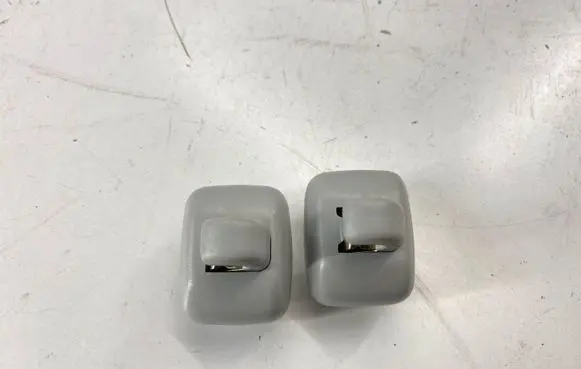 Audi A3 S3 8V Sun visor clip/hook/bracket 8W0857562A 8W0857562AEP5