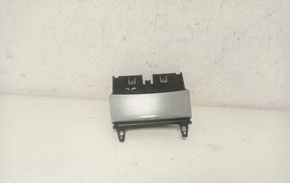 Ashtray (front)