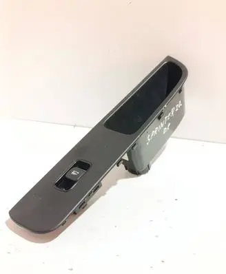 Mercedes-Benz Sprinter W907 W910 Electric window control switch A9079050504 RAK119422 HW163500