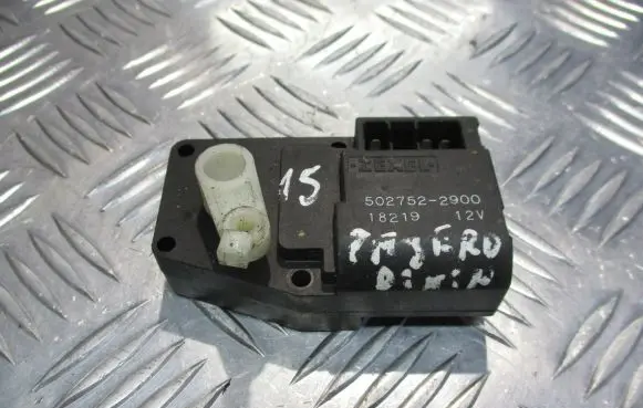 Mitsubishi Pajero Pinin Central body control module 502752-2900