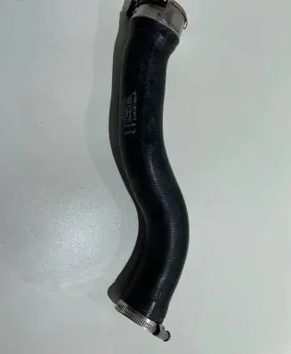 Porsche Cayenne (92A) Intercooler hose/pipe 7P5145994B
