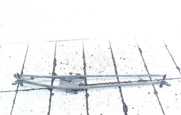 Front wiper linkage and motor