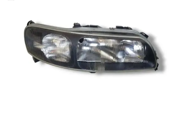 Volvo XC70 Headlight/headlamp 8662923 89006894