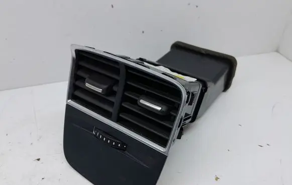 Audi A3 S3 8V Rear air vent grill 8V0819203