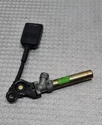 Peugeot 206 Front seatbelt buckle B5882 AG68
