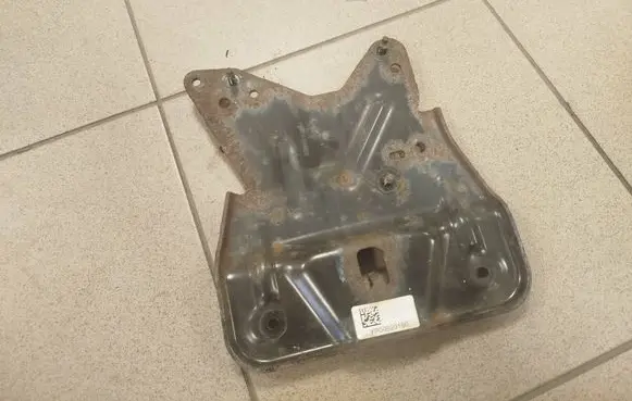 Opel Grandland X Distronic sensor bracket yp00020180 000201800r0