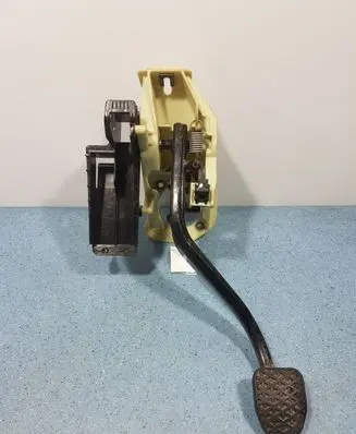 BMW M6 Accelerator pedal position sensor 6782665