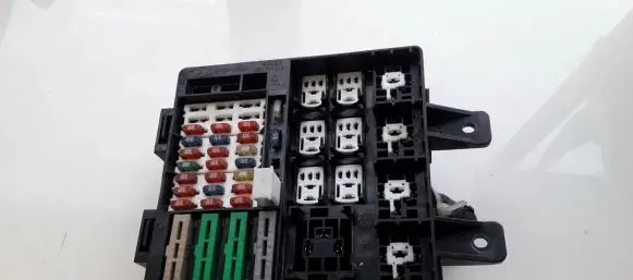 Hyundai Matrix Fuse box set NM011108 91102