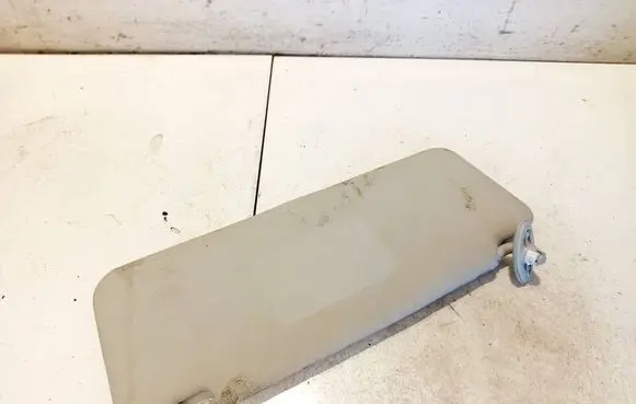 Toyota Hilux (AN10, AN20, AN30) Sun visor