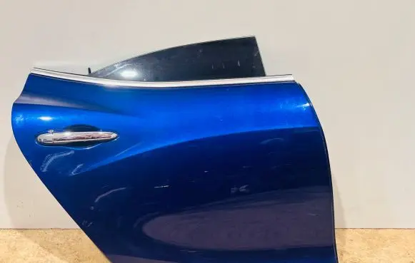 Maserati Ghibli Rear door 670030260 24560
