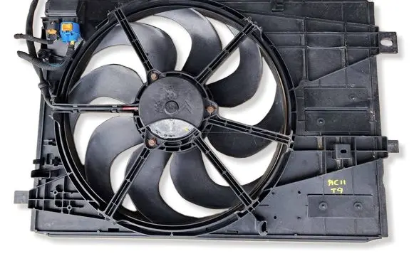 Citroen C4 II Picasso Electric radiator cooling fan 9806313580